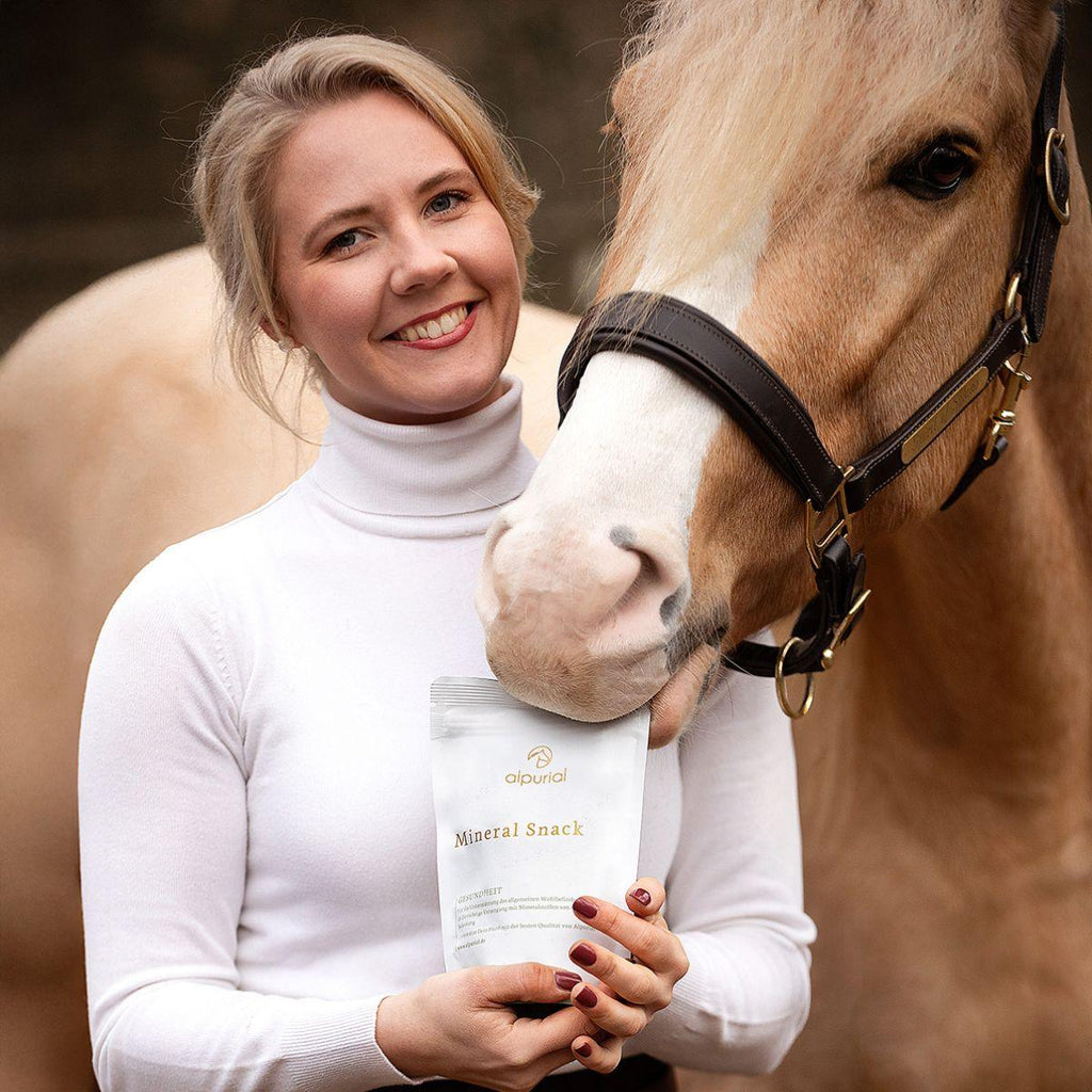 Mineral Snack Mineralisierung Anwendung am Pferd Alpurial